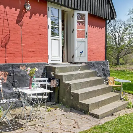 Apartamento Amazing In With Kitchen Gudhjem